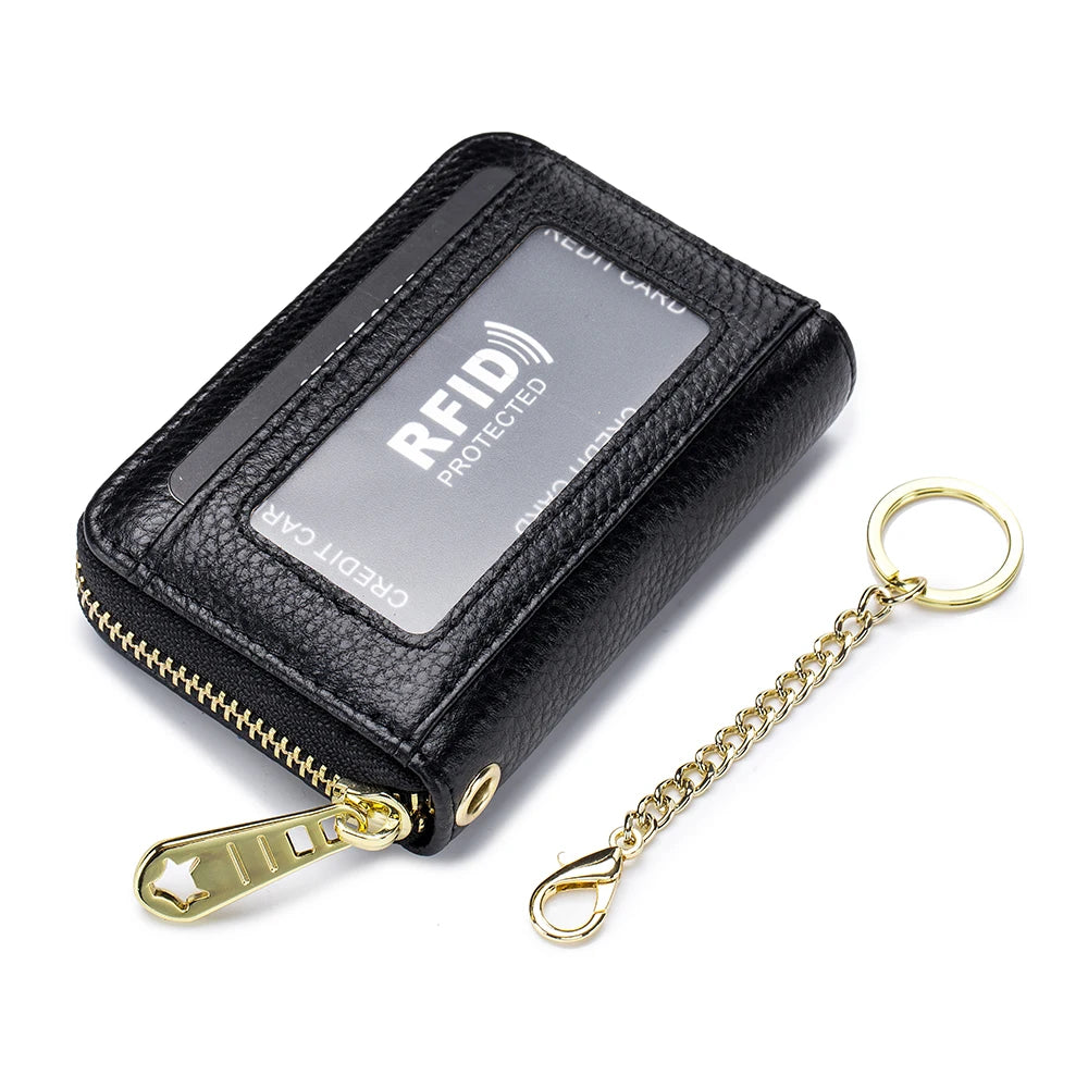 Cartera/porta tarjetas de cuero genuino negro con llavero de cadena dorada adjunto