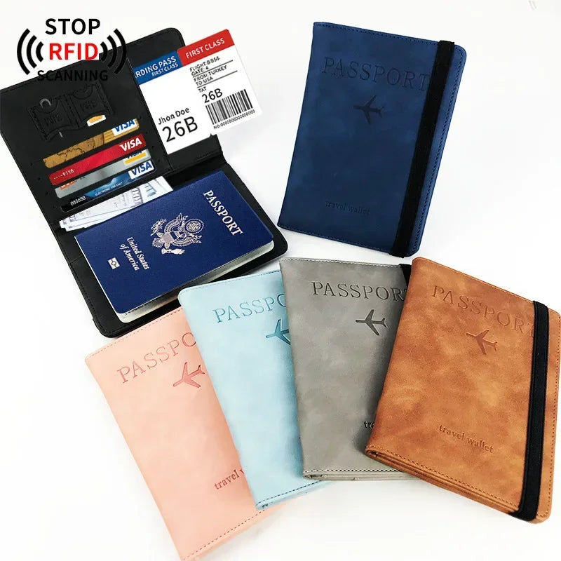Collection de portefeuilles et passeports variés, incluant un portefeuille anti-RFID noir et plusieurs passeports en cuir et 