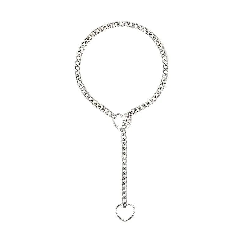 Silberne Edelstahl-Cuban-Kette mit verstellbarem Herzanhänger.