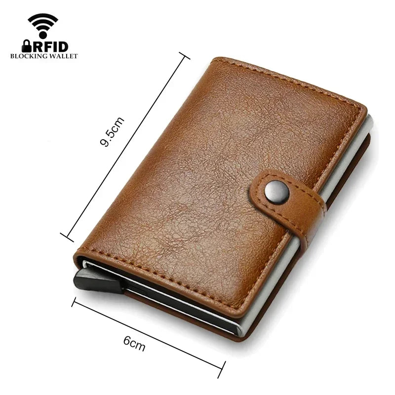 Portefeuille en cuir marron anti-RFID, vu de profil avec les dimensions indiquées.