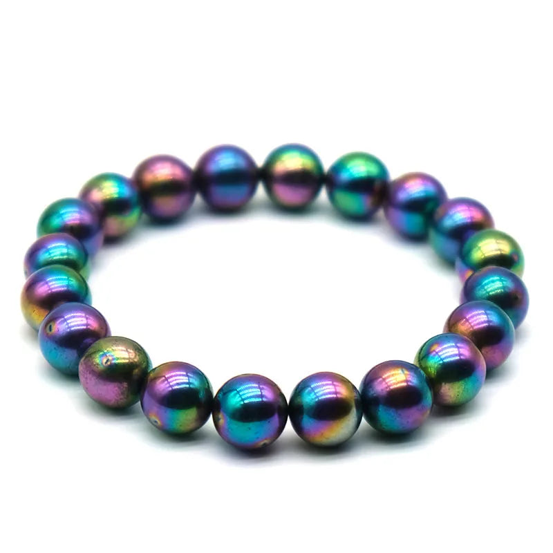 Armband aus farbigen, irisierenden Polierfrismagneten.