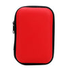Sac de rangement portable rouge vif avec garniture noire, conçu pour appareils électroniques et câbles.