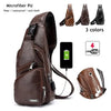 Braune Mikrofaser-PU-Leder-Crossbody-Tasche mit Reißverschluss und integriertem USB-Ladekabel