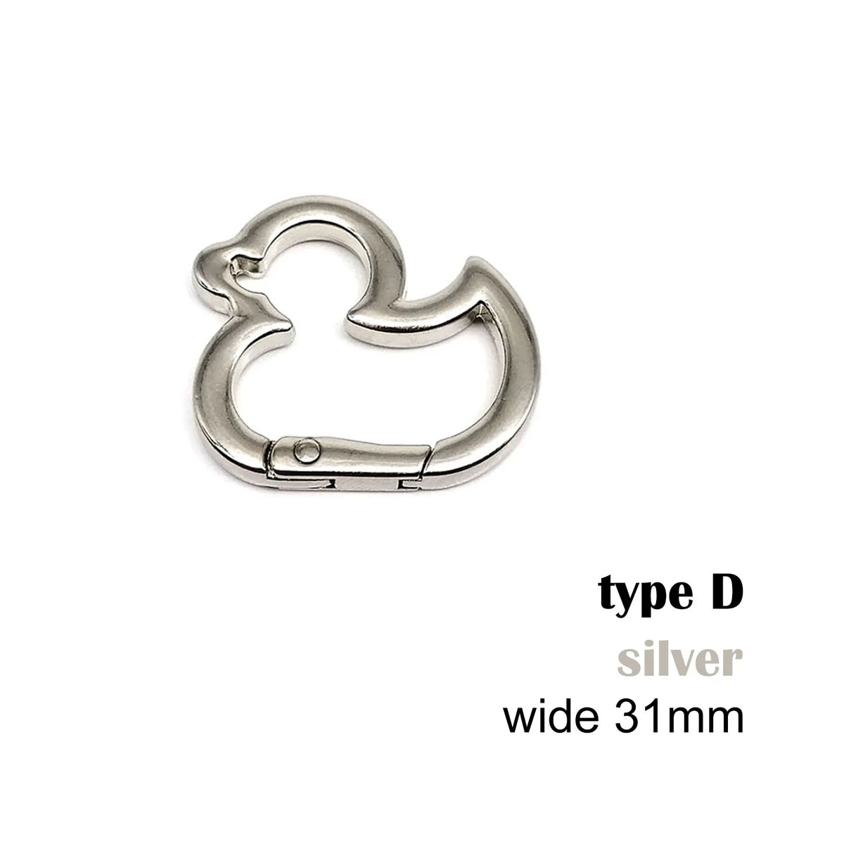 Pince carabine argent type D large de 31mm avec une forme de fleur de canard.