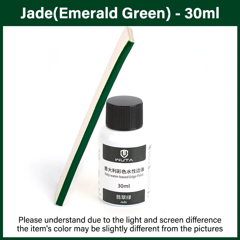 Bouteille de peinture à bords verte émeraude jade, à base d'eau pour cuir, à côté d'un bâton applicateur en bois.