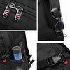 Gros plans d'un sac à dos d'ordinateur portable noir suisse anti-vol, montrant des fermetures éclair, des lunettes de soleil 