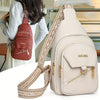 Beige Kunstleder-Crossbodytasche mit geflochtenem Riem neben einer dunkelrosa Version.