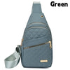 Graues gestepptes wasserdichtes Crossbody-Sling-Bag mit Reißverschluss und Trageriem.