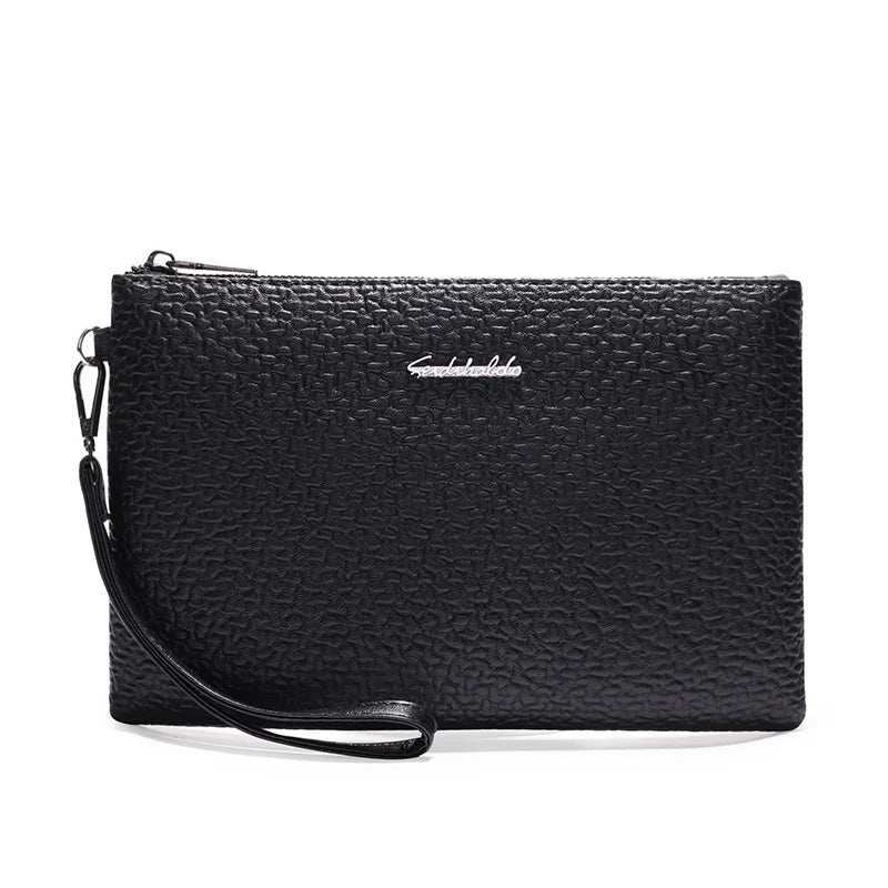Schwarzes Kunstleder-Herrengeldtasche mit dünner Trageleiste.
