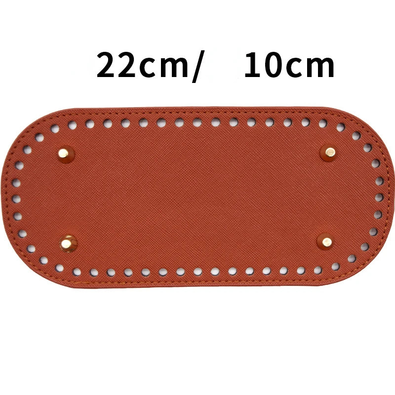 Rechteckiger brauner strapazierfähiger PU-Taschenboden mit Nieten, 22x10 cm.
