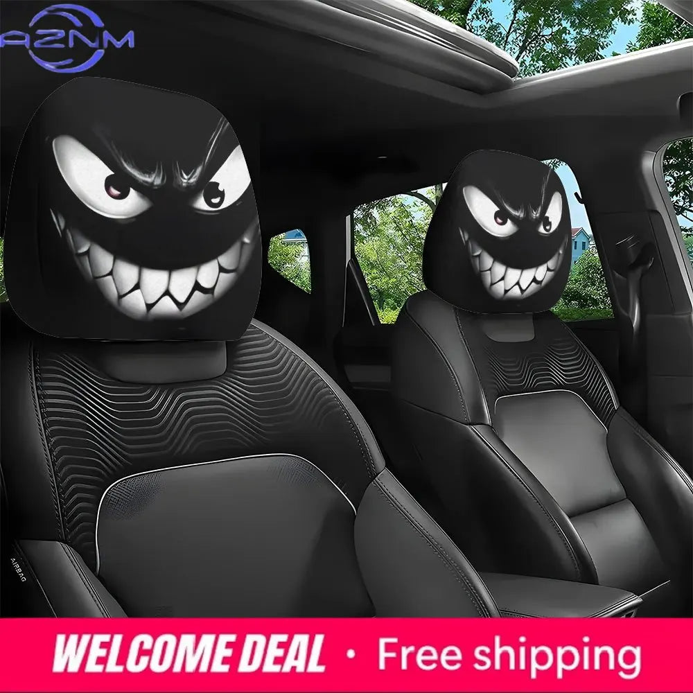 Housse décorative pour la tête de siège de voiture noire avec motif de visage de monstre effrayant installé dans un siège de 