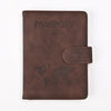 Dunkelbraunes Leder-Reisepass-Wallet mit erhabenem Weltkarten-Design.