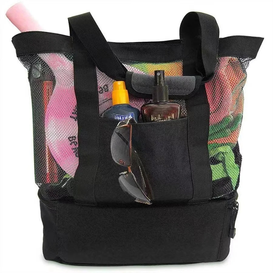 Schwarze isolierte Netztasche mit rosa Futter und Accessoires darin