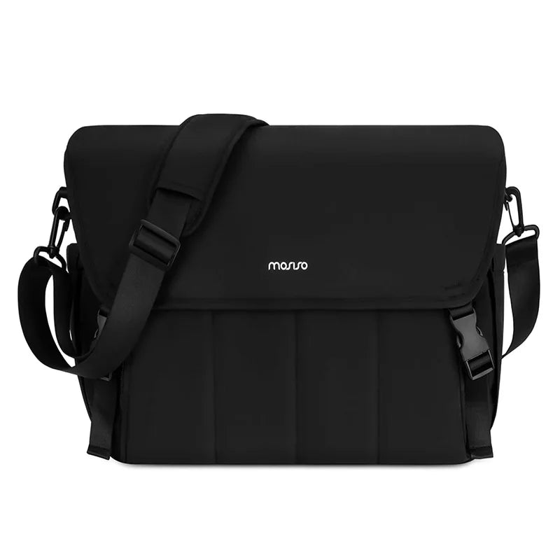 Housse de laptop noire premium pour MacBook Pro et Air avec sangle réglable.