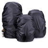 Schwarzer, strapazierfähiger, wasserdichter taktischer Regenschutz-Rucksack von der Seite.