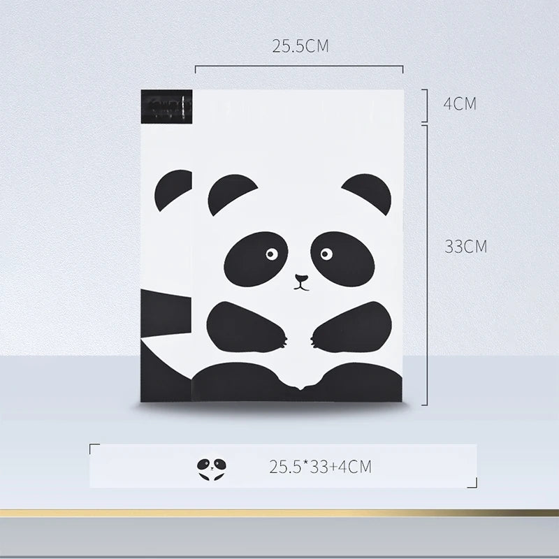 Dessin de visage de panda blanc imprimé sur une carte carrée, montré avec ses dimensions.