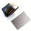 Schwarzes Metal-RFID-Kreditkarten-Wallet mit mehreren Karten.
