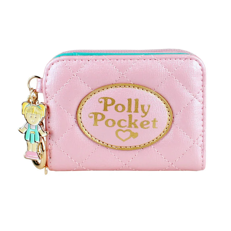 Portefeuille à pièces rose matelassé pour femmes avec un ovale doré affichant le texte Polly Pocket