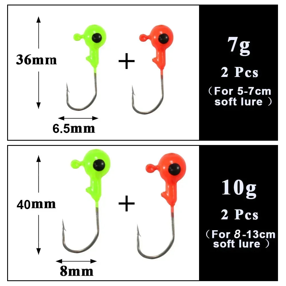 Two fishing hooks are shown, one 7g and one 10g, for soft lure fishing.