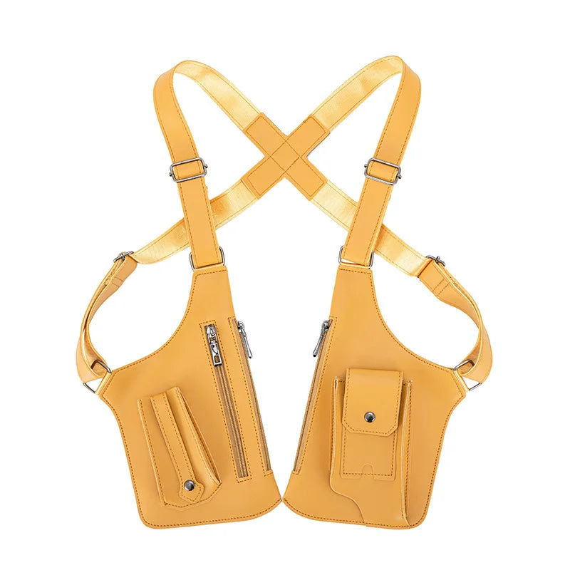 Tanes Kunstleder-Umhängetasche mit Brieftasche und verstellbaren Riemen.