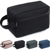 Un ensemble de quatre sacs organisateurs de toilette imperméables de grande capacité dans diverses nuances de noir, gris et b