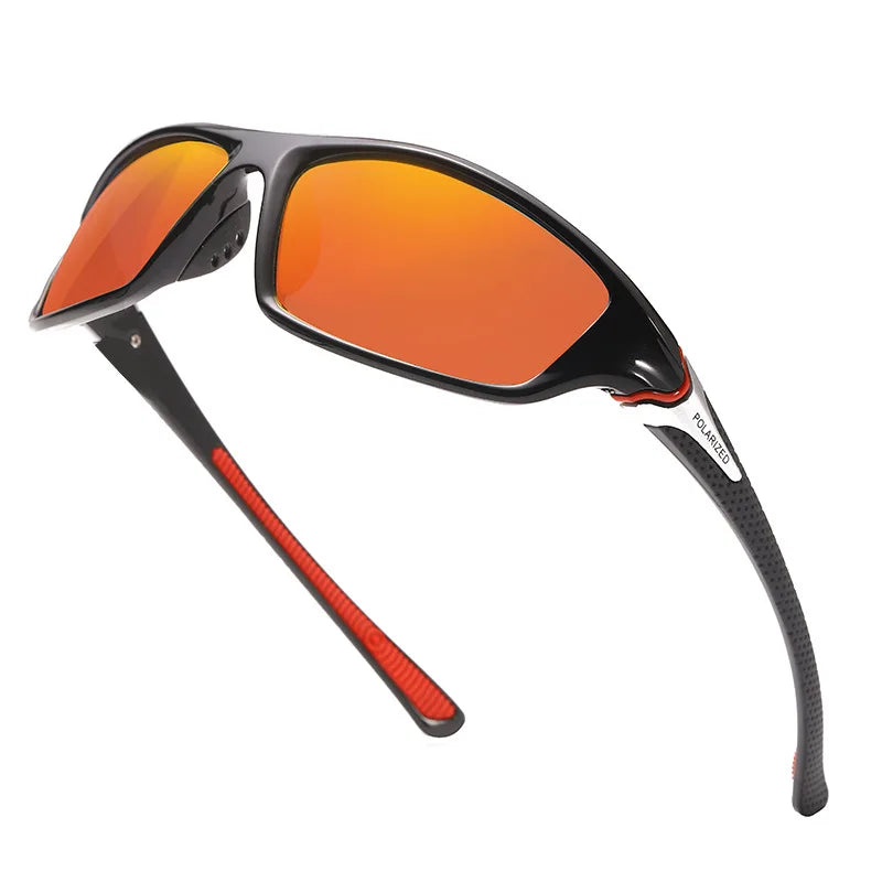 Gafas deportivas polarizadas naranjas con montura negra y detalles rojos