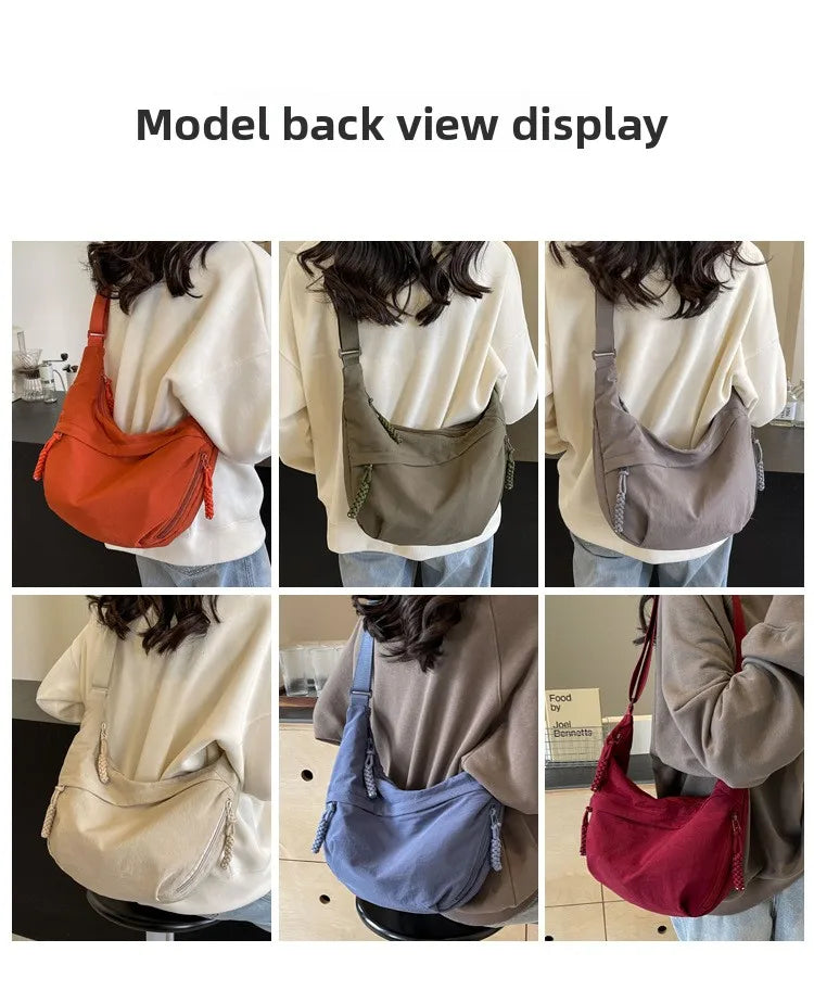 Rückansicht eines Damen-Nylon-Crossbody-Bags mit verschiedenen Farben.