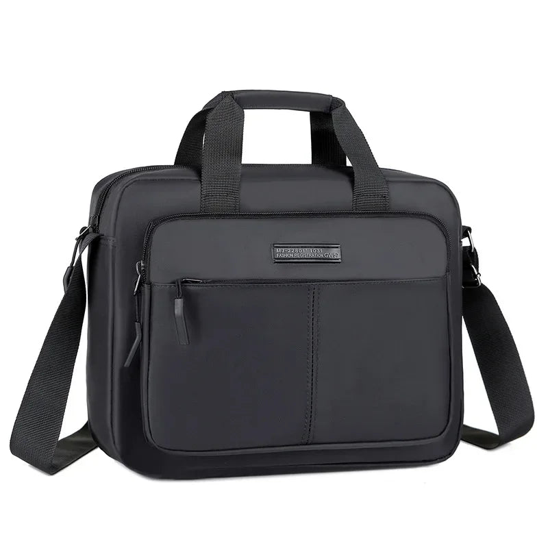 Mochila horizontal para hombros negra para hombres con compartimento acolchado y correas ajustables