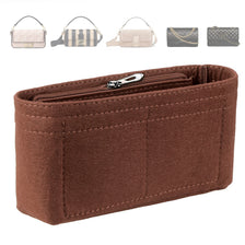 Bolsa organizadora de fieltro marrón que muestra diversas formas y tamaños de bolsos.