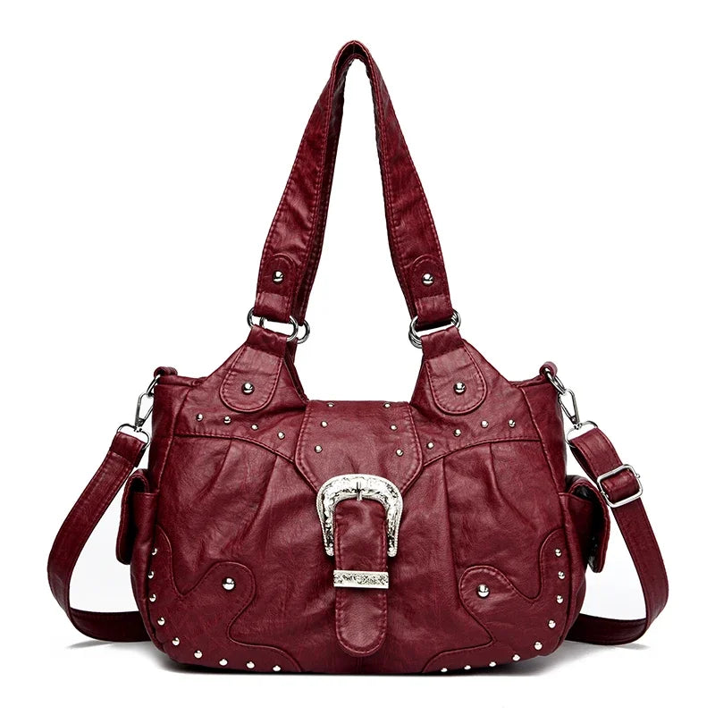 Maroones Vintage weiche Kunstleder-Schultertasche mit silbernem Hardware.