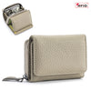Cartera de cuero genuino de vaca beige con cierre pequeño, mostrada en vista plegada y abierta.