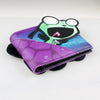 Porta tarjetas cartera de tarjeta con estampado de rana morada y verde.