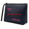 Bolsa de cosméticos impermeable de neopreno azul oscuro con texto rosa 'The place to be' y logo original SB Summer Paradise