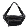 Sac bandoulière en jean vintage délavé noir avec fermeture à cordon.