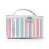 Bolsa de almacenamiento cosmético con rayas verticales rosa, morado y azul claro sobre fondo blanco y asa rosa.