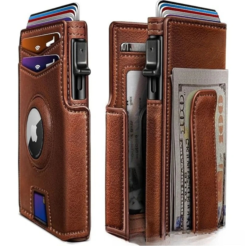 Cartera de aluminio plegable marrón para hombre mostrando varias tarjetas e identificaciones.