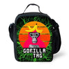 Sac à dos noir avec un graphique vibrant d'une tête de gorille aux cheveux jaunes sur fond vert néon.