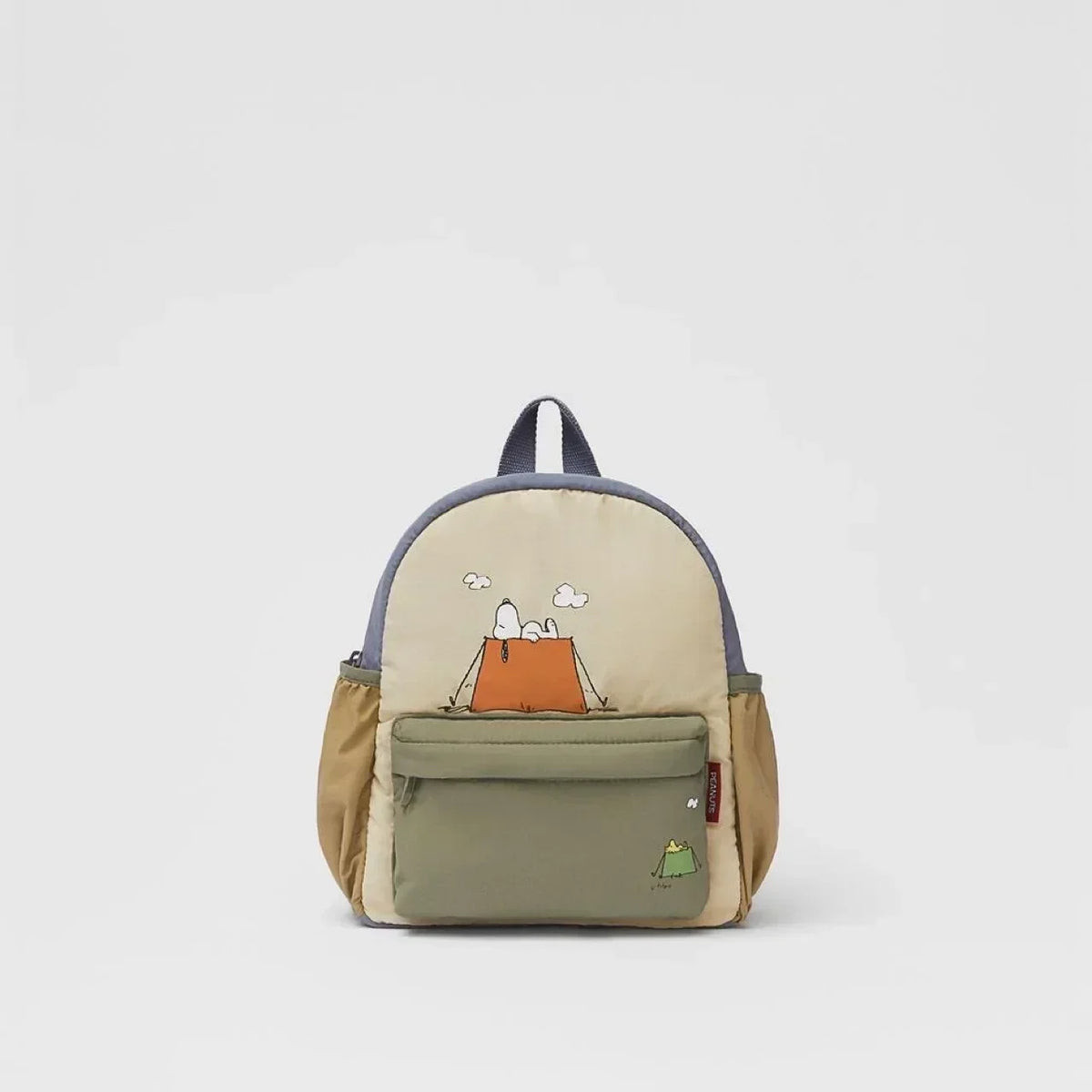 A light beige canvas shoulder bag featuring a Snoopy cartoon design and a gray strap.