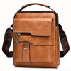 Sac bandoulière en cuir PU marron pour homme avec une sangle brun foncé.