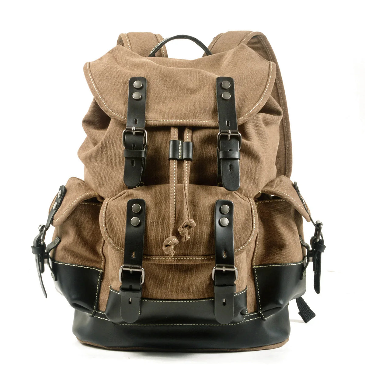 Mochila de senderismo de lona marrón con detalles y correas negras.
