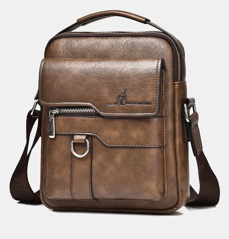 Mochila de cuero marrón vintage con solapa y cremallera