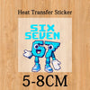 Wärmeübertragungsschild mit dem Text SIX SEVEN in blauer, pixeliger Darstellung