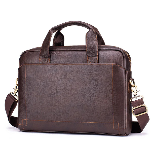 Mallette en cuir brun foncé homme avec sangles rembourrées et quincaillerie en laiton.