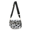 Schwarz-weiß karierte Crossbody-Tasche mit schwarzem Riemen