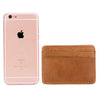 Rosa iPhone-Hülle mit passendem Leder-Kartenträger-Wallet.