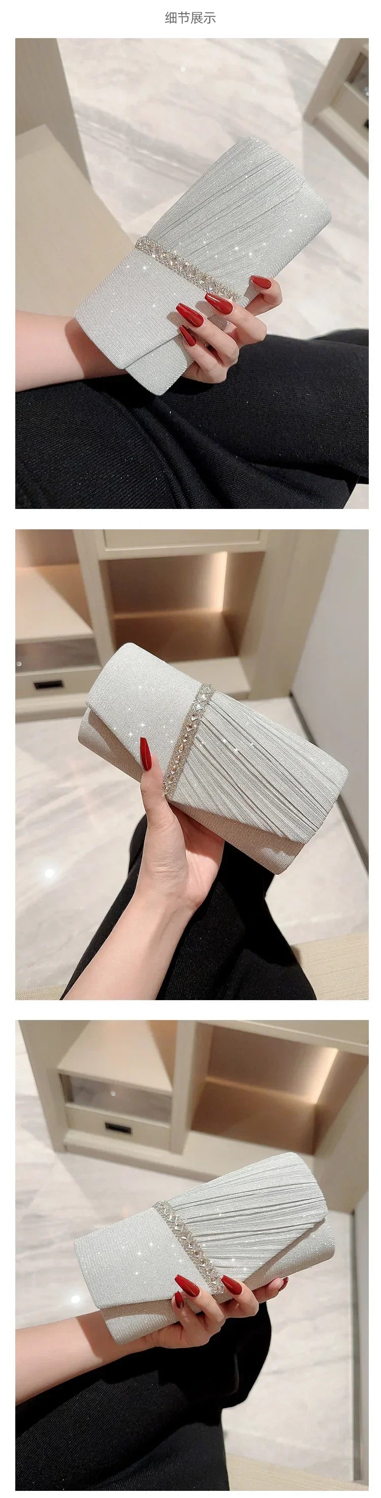 Eine Hand hält eine elegante silberne Halskette als Schultertasche mit weißer, strukturierter Stoff vor einem dunklen Hinterg